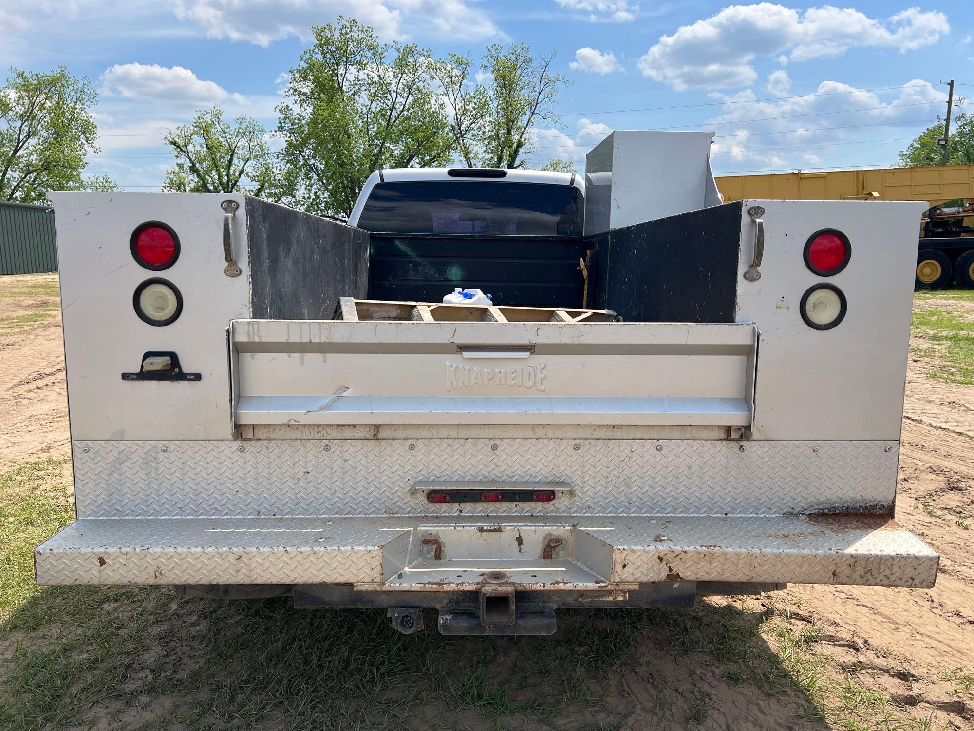 2014 CHEVROLET 3500HD CREW CAB SERVICE TRUCK