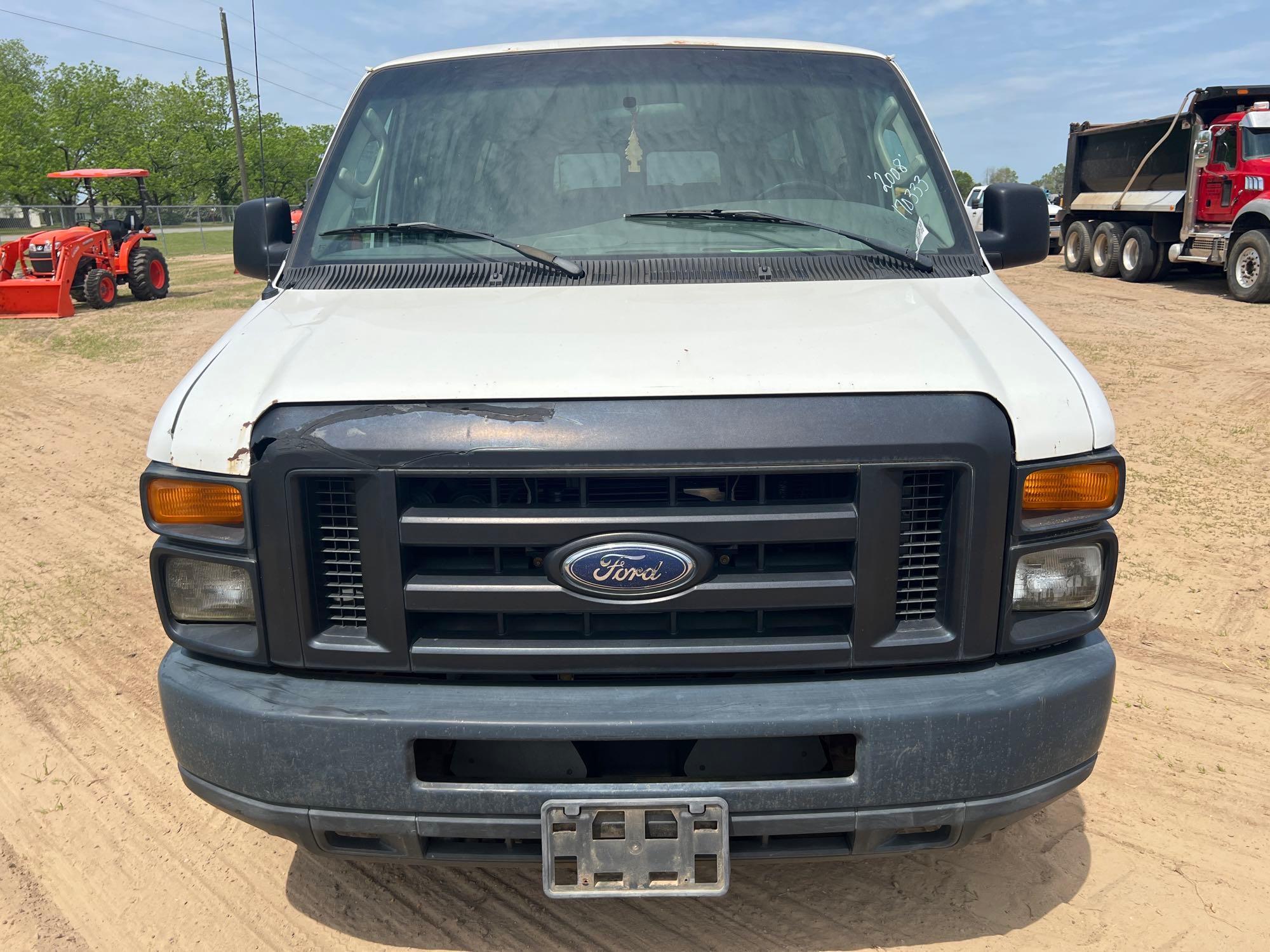 2008 FORD E-350 XL SUPER DUTY PASSENGER VAN