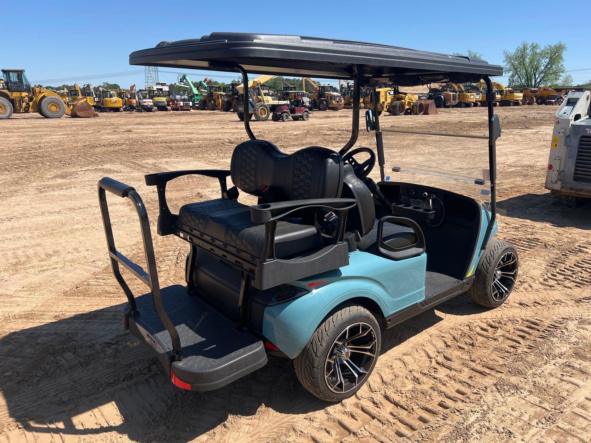 2023 MAD JAX X40L ELECTRIC GOLF CART