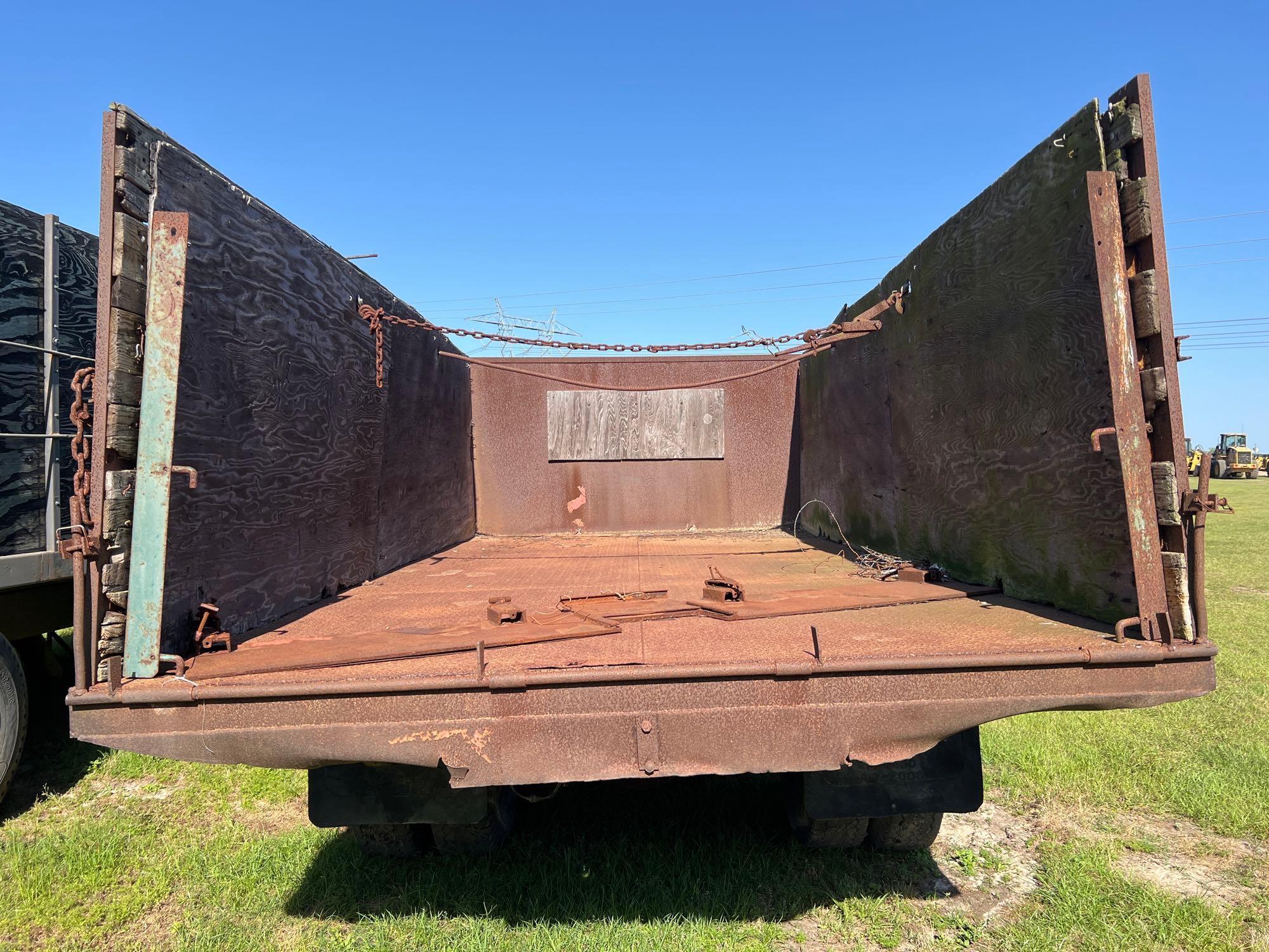 (INOP) 1971 CHEVROLET C150 S/A HYD DUMP FARM TRUCK