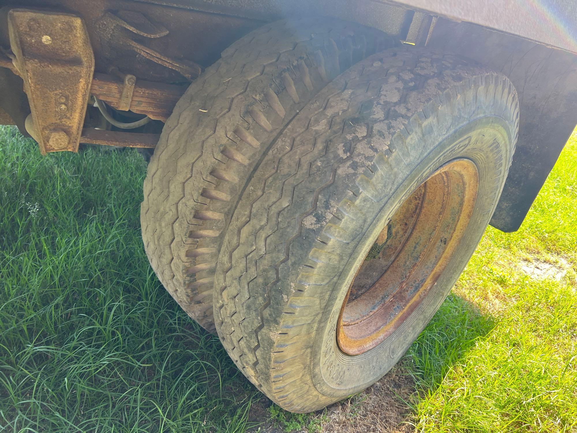 (INOP) 1971 CHEVROLET C150 S/A HYD DUMP FARM TRUCK