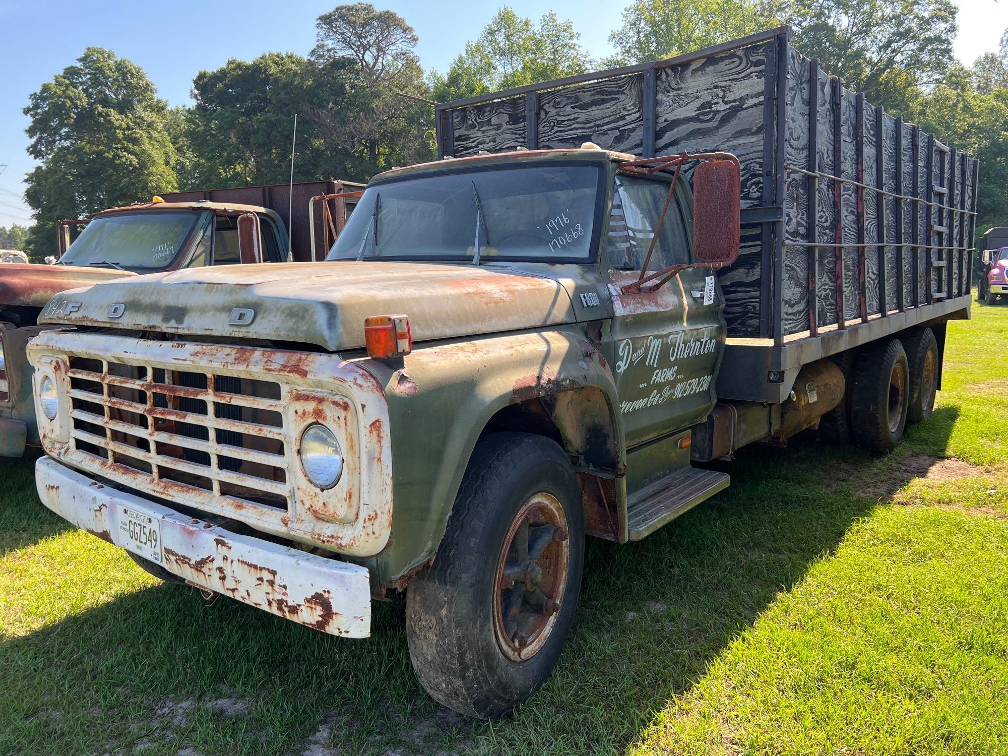 (INOP) 1976 FORD F600 T/A HYD DUMP FARM TRUCK