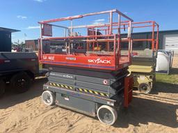 SKYJACK SJ111-4632 ELECTRIC SCISSOR LIFT