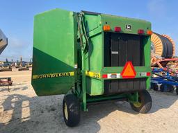 JOHN DEERE 466 ROUND HAY BALER