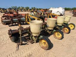 JOHN DEERE 71 - 4R NO TIL PLANTER