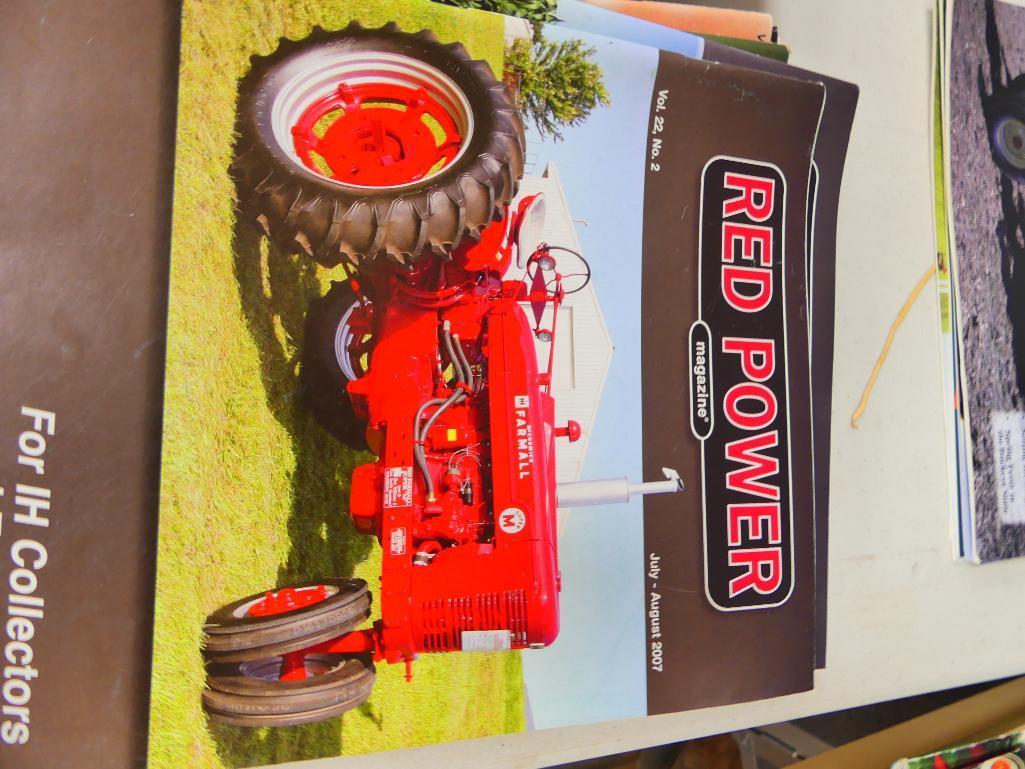 VINTAGE TRACTOR MAGAZINES