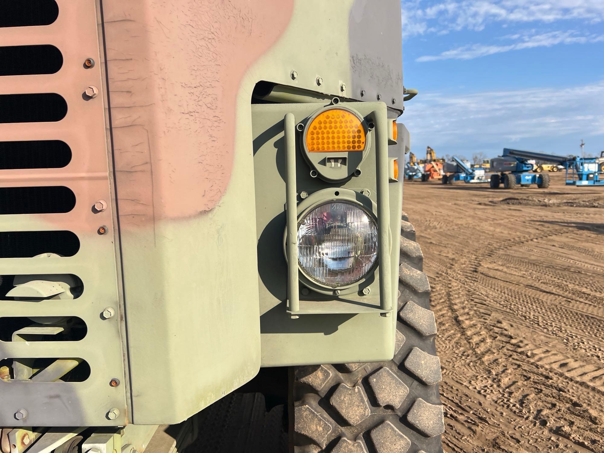 1993 OSHKOSH M1070 MILITARY TANK TRANSPORTER TRK
