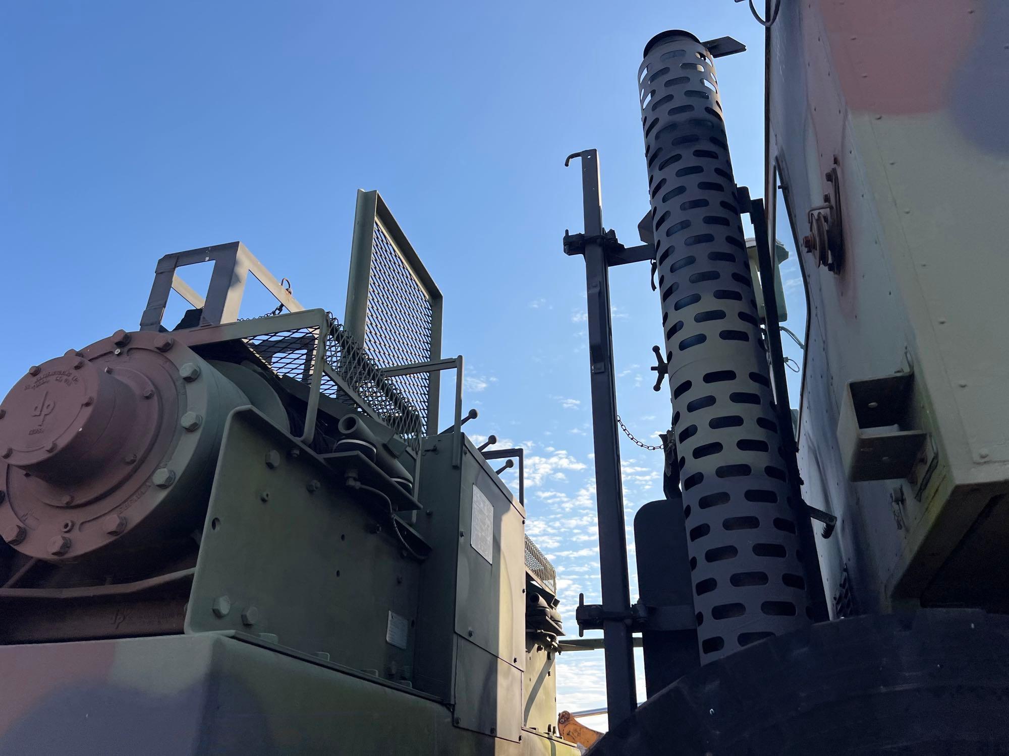 1993 OSHKOSH M1070 MILITARY TANK TRANSPORTER TRK