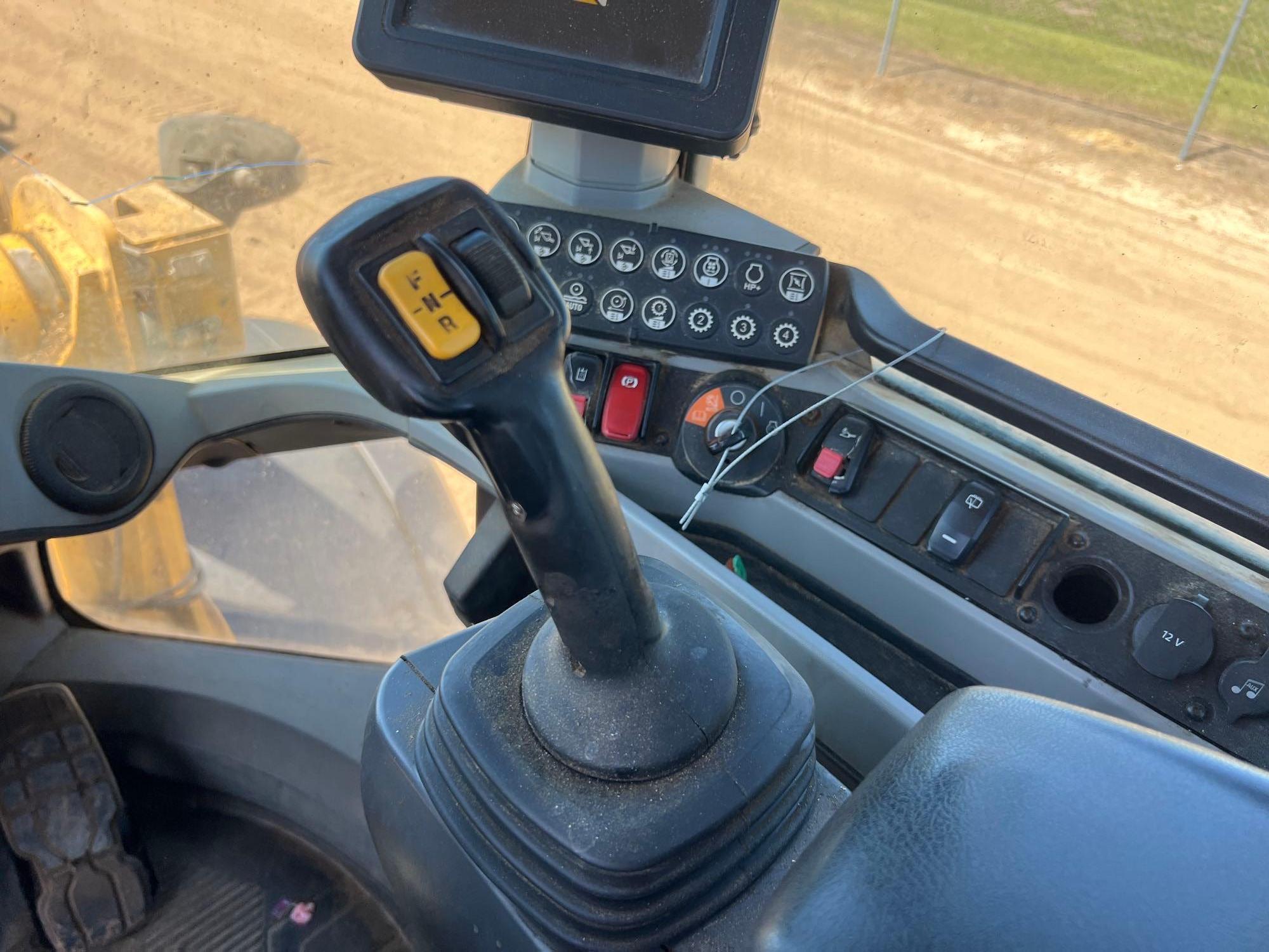 2020 CATERPILLAR 938M WHEEL LOADER