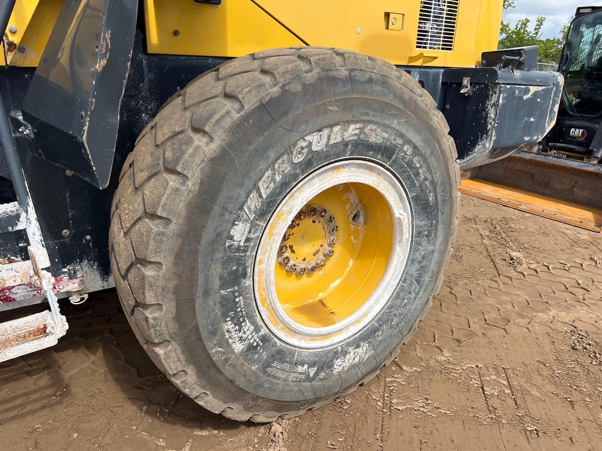 2020 KOMATSU WA320-8 WHEEL LOADER
