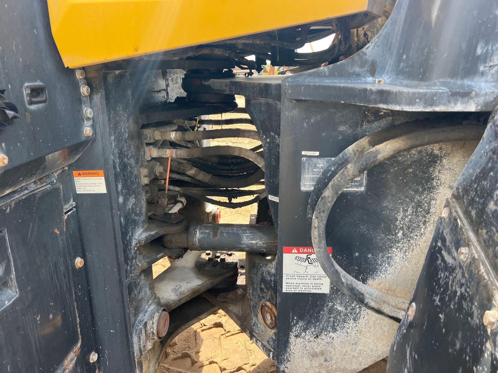 2020 KOMATSU WA320-8 WHEEL LOADER