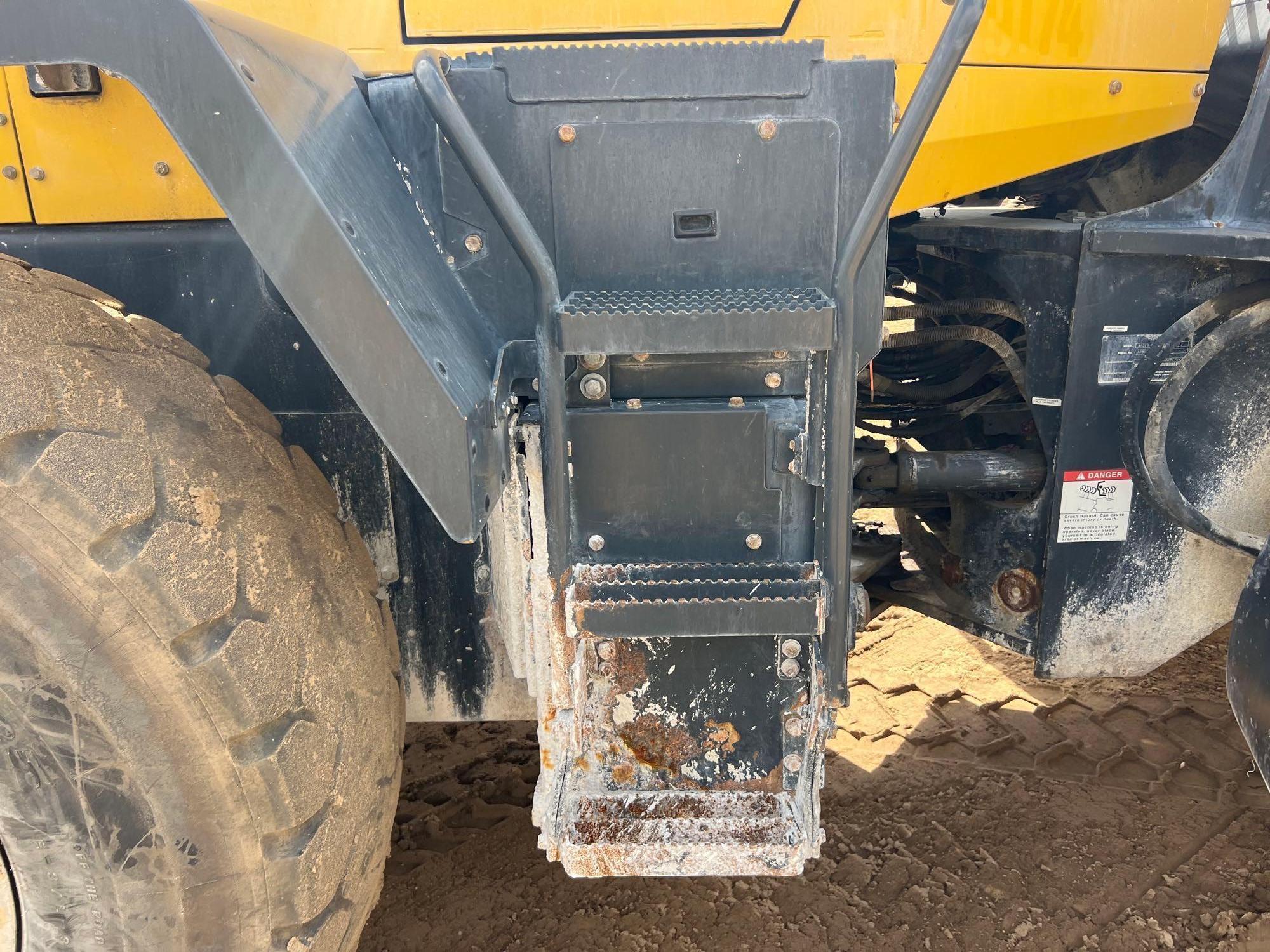 2020 KOMATSU WA320-8 WHEEL LOADER