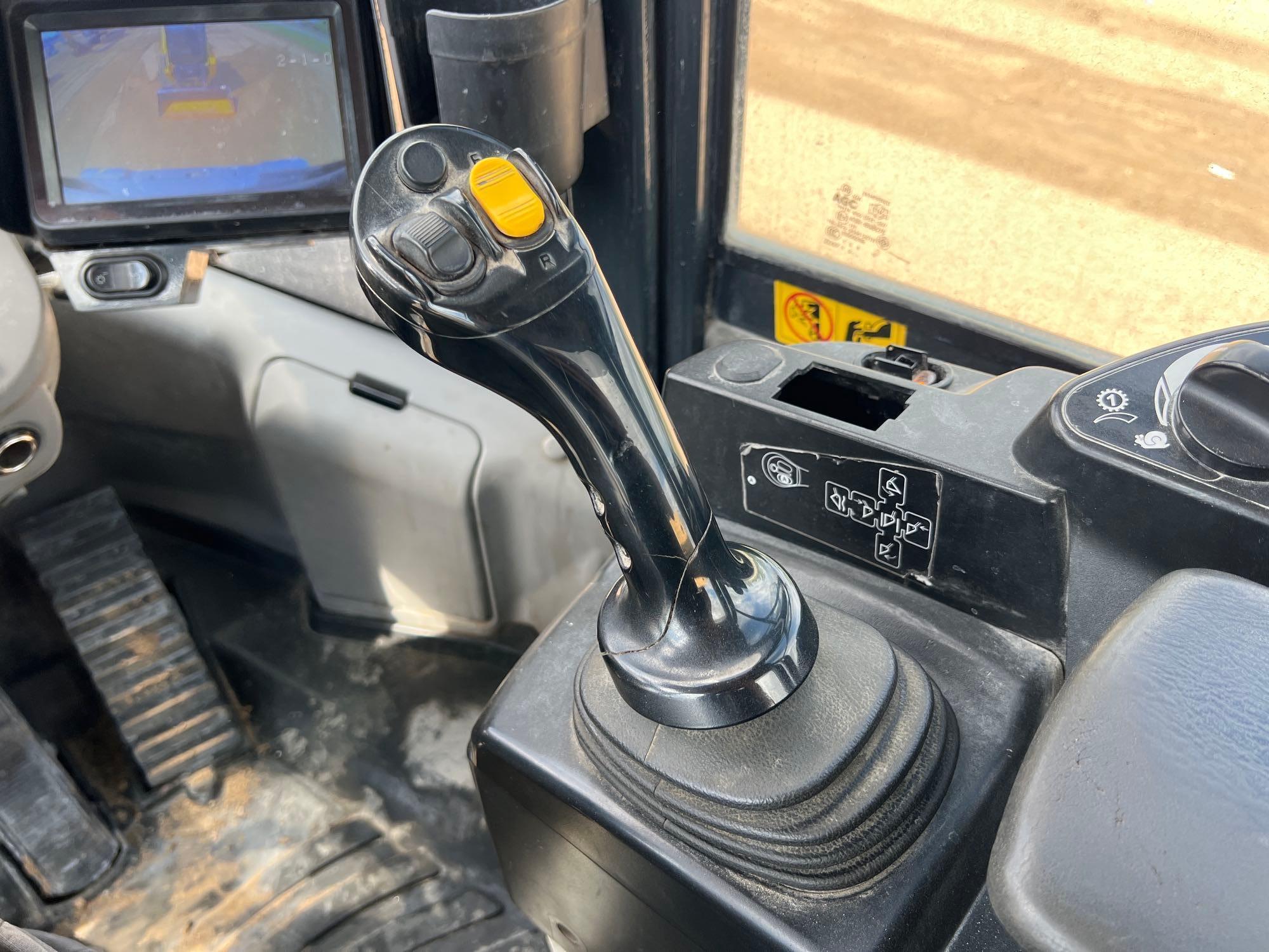 2020 KOMATSU WA320-8 WHEEL LOADER