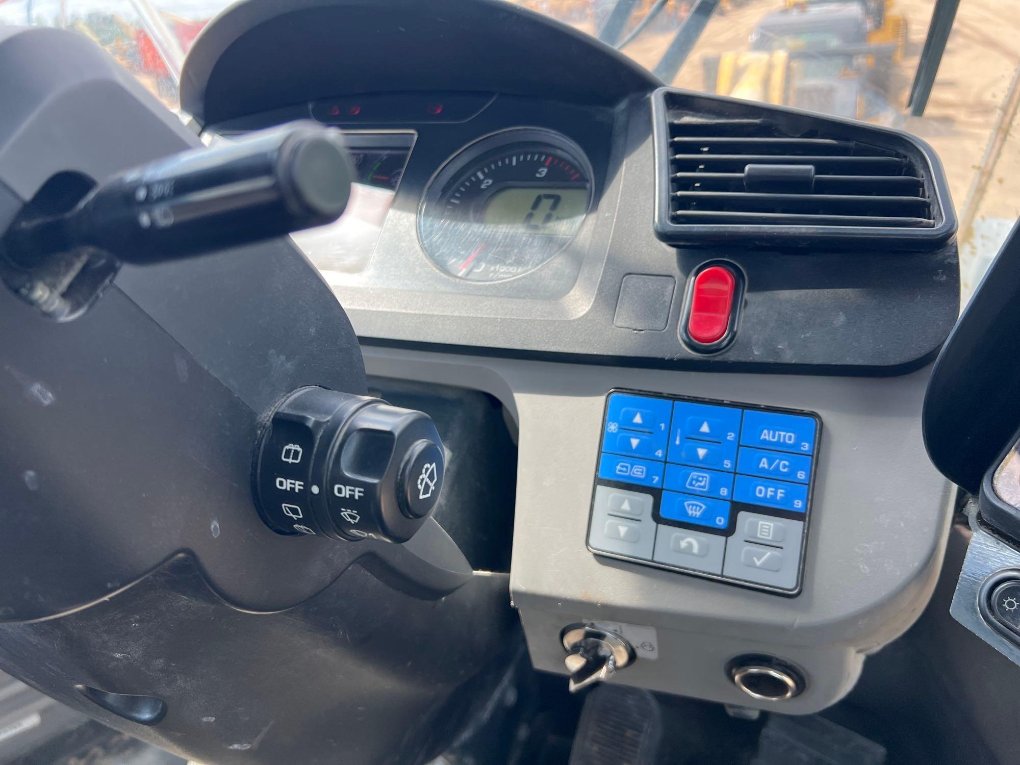 2020 KOMATSU WA320-8 WHEEL LOADER