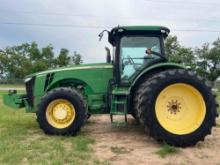JOHN DEERE 8260R TRACTOR