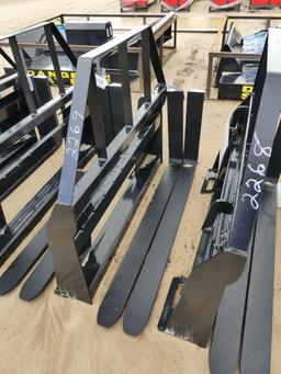 UNUSED AGT QUICK ATTACH MAST W/ 48" FORKS