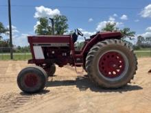 INTERNATIONAL 786 TRACTOR