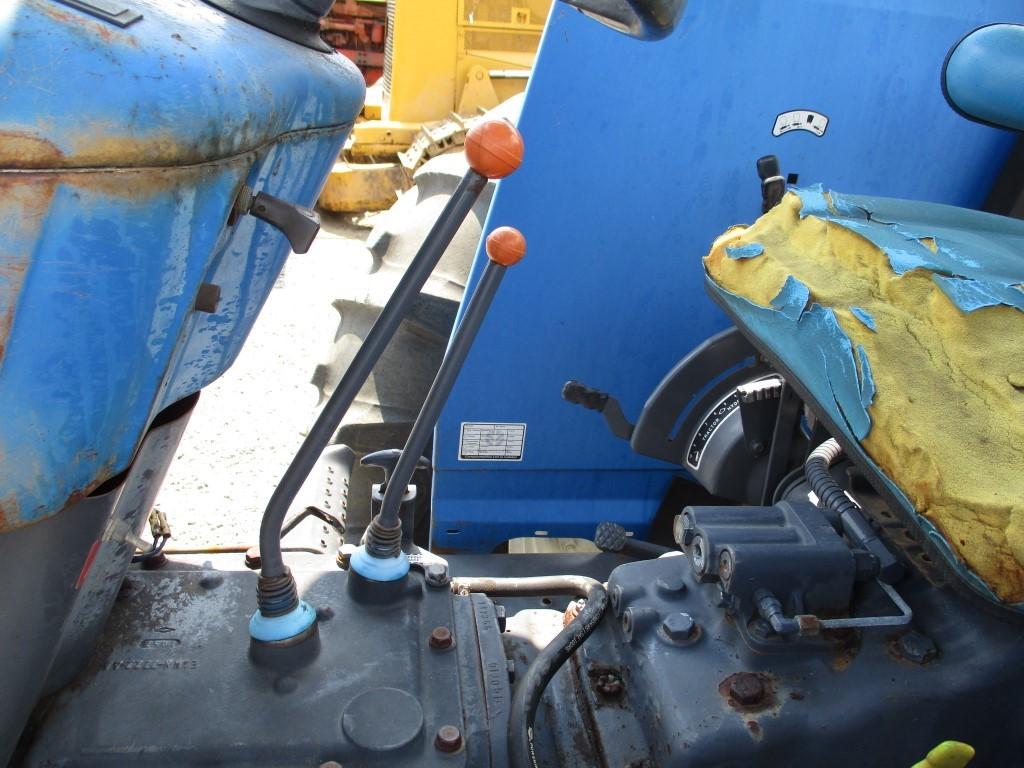 New Holland 6610 Tractor