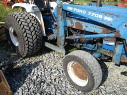 Ford 1910 Tractor w/770B Loader
