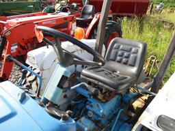 Ford 1910 Tractor w/770B Loader