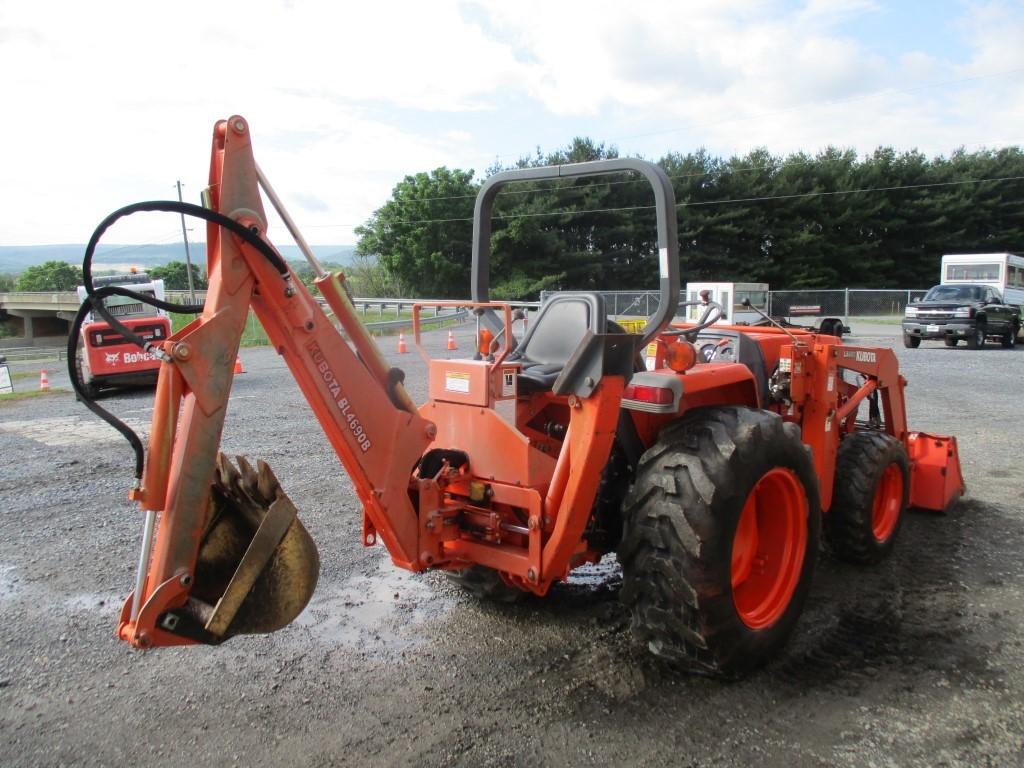 1999 Kubota L3300 Compact Tractor