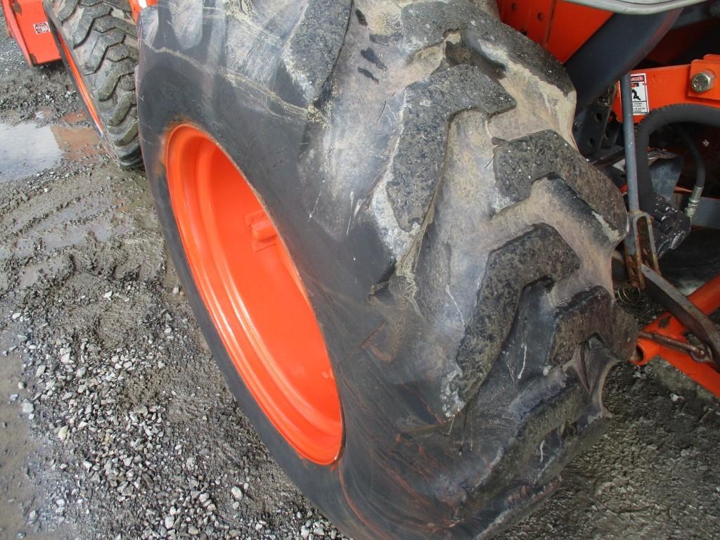 1999 Kubota L3300 Compact Tractor
