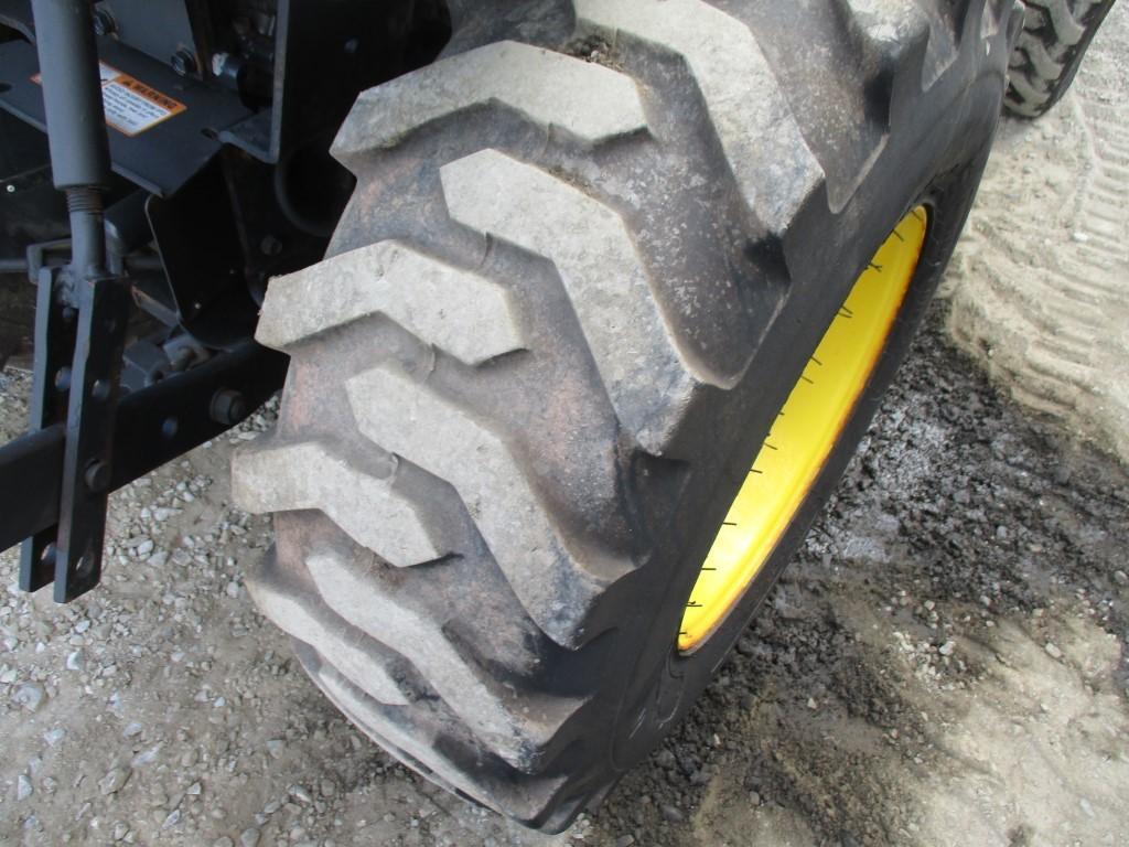 John Deere 2320 Tractor