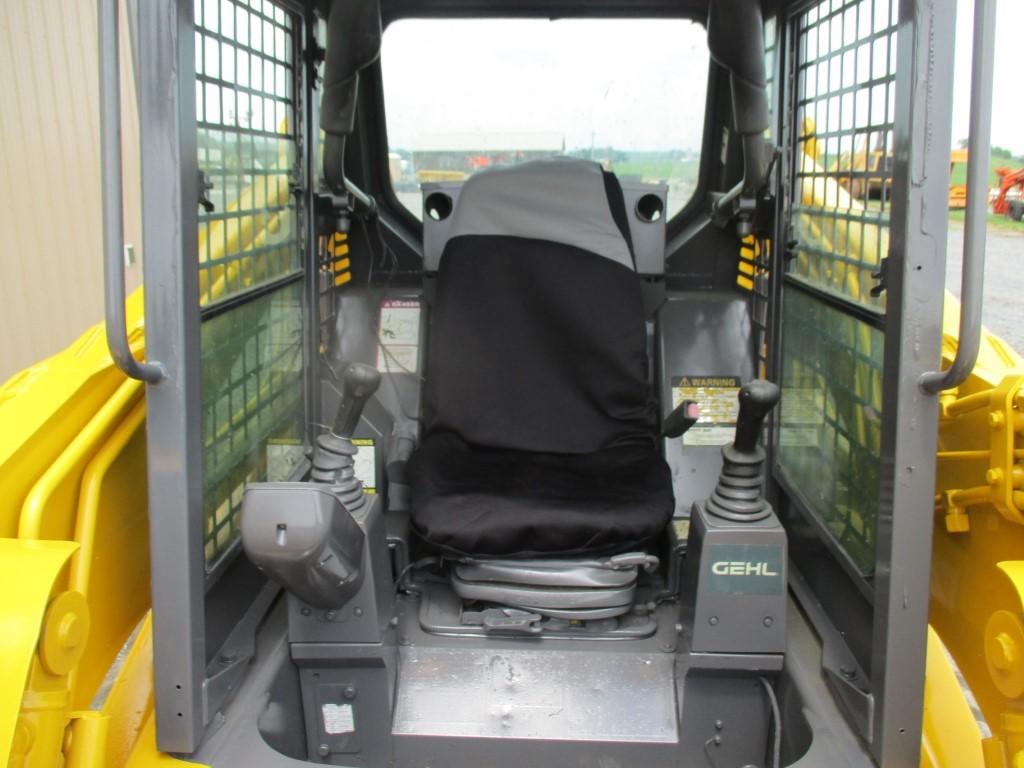 Gehl CTL70 Compact Track Loader