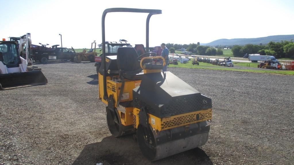 Multi Quip AR-13HA  Articulating Roller