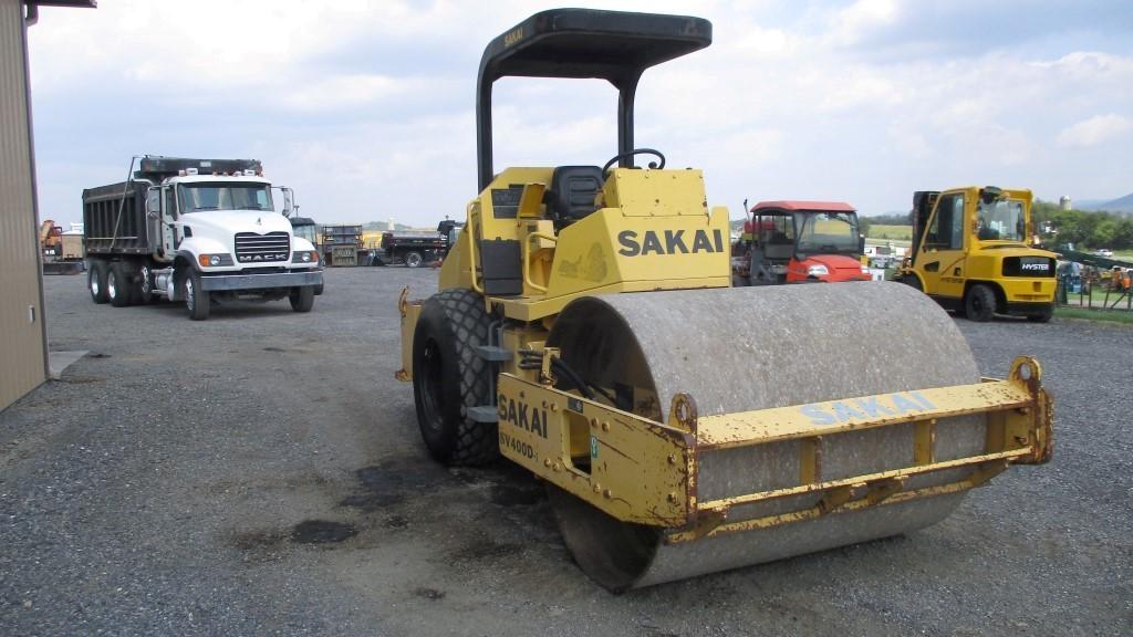 Sakai SV400 Dirt Roller