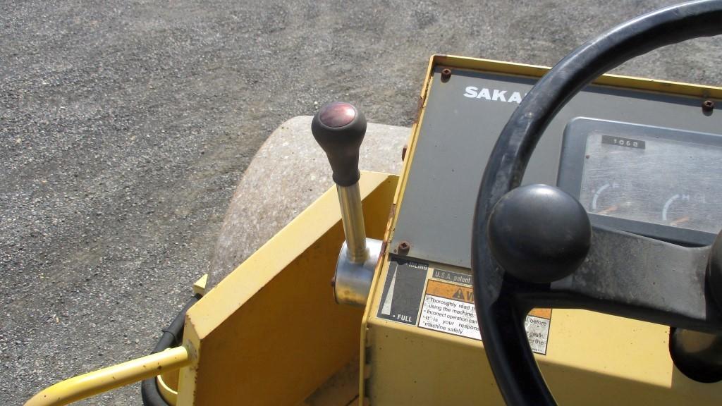 Sakai SV400 Dirt Roller
