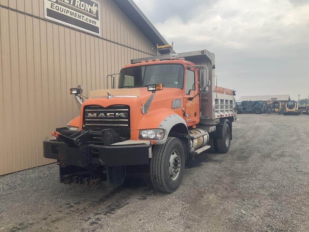 2010 Mack GU712 Dump Truck