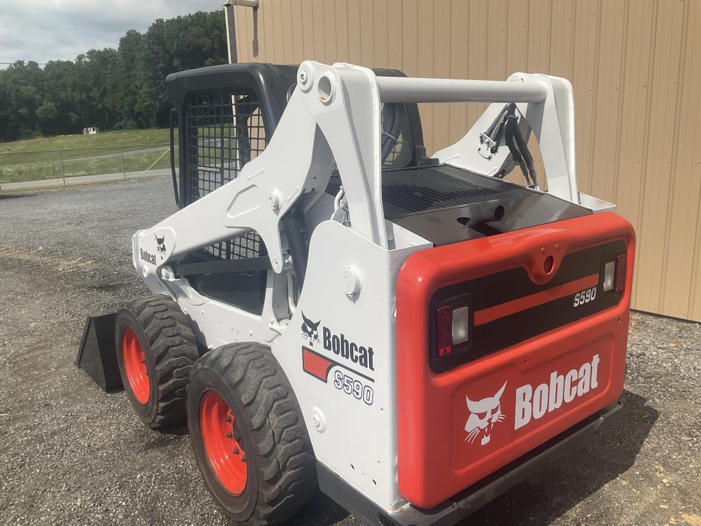 2013 Bobcat S590 Skid Steer