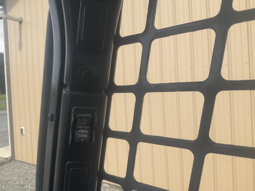 2013 Bobcat S590 Skid Steer