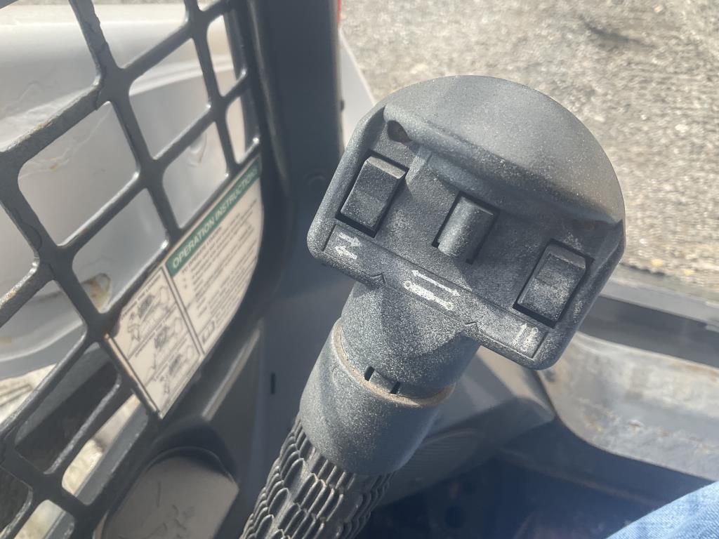 2013 Bobcat S590 Skid Steer
