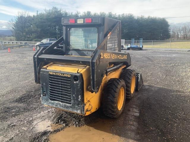 New Holland LX465 Skid Steer