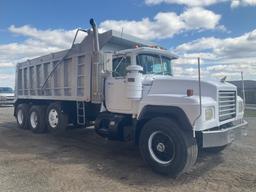 1994 Mack / GL Tri Axle Dump Truck