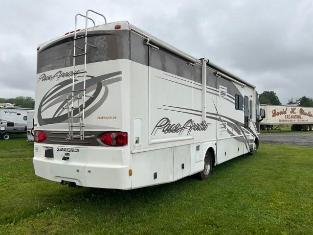 2004 Fleetwood Pace Arrow 37C Motorhome