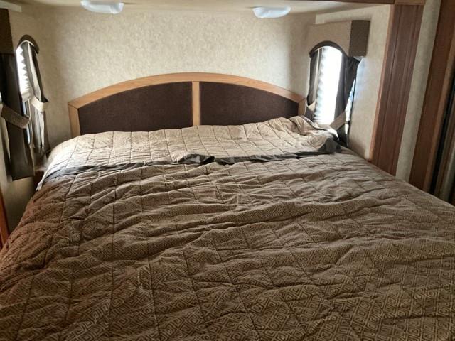 2012 Coleman 5th Wheel Travel Trailer