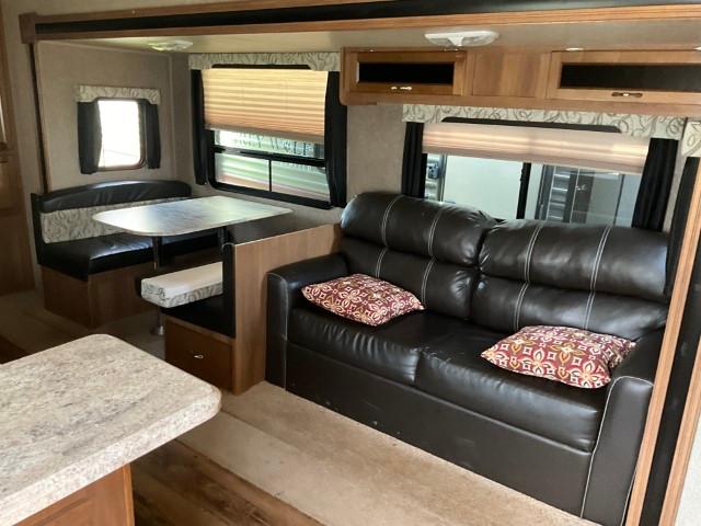 2017 Catalina Coachmen 243RBS Legacy Edtn. Travel