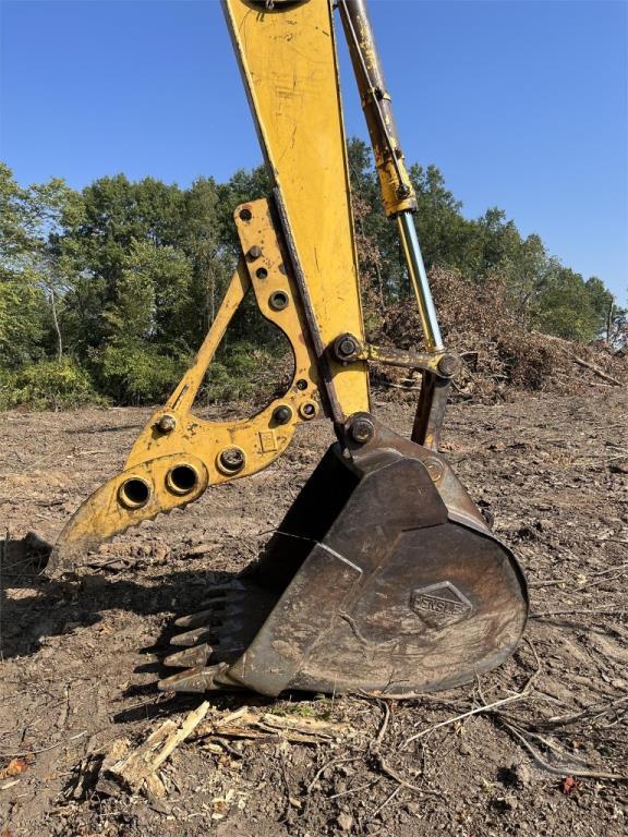 1999 Komatsu PC220 LC-6LE Excavator