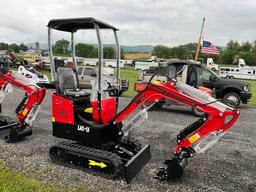 New Lanty LAT13 Mini Excavator (Red)