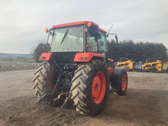 Kubota M110 Farm Tractor