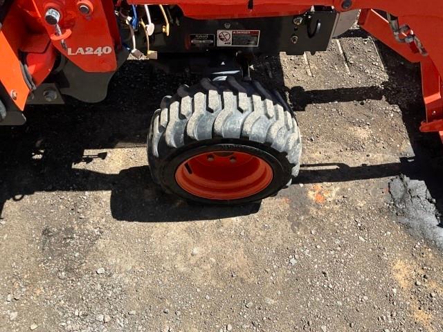 Kubota BX25 Loader Backhoe