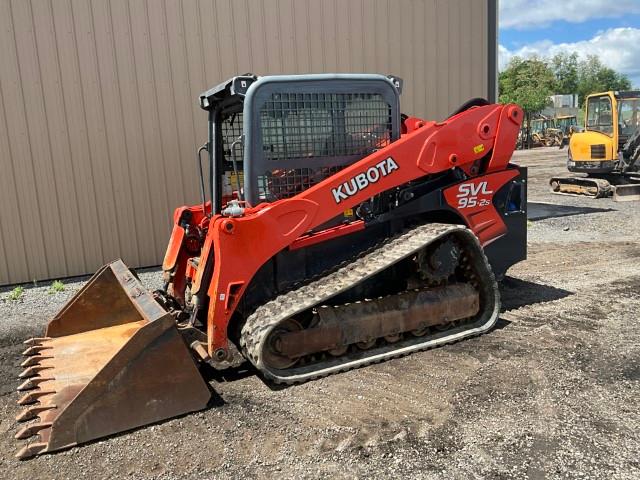 Kubota SVL95-2S Compact Track Loader