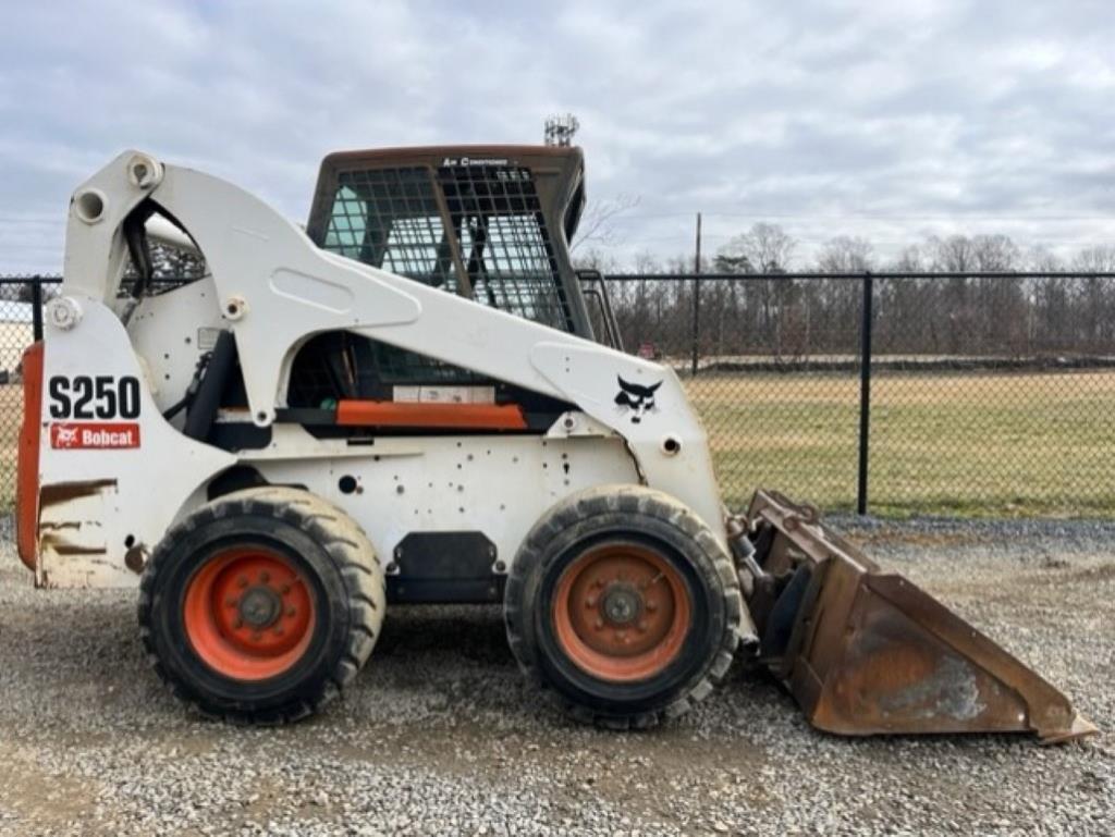 2007 Bobcat S250 Skid Steer