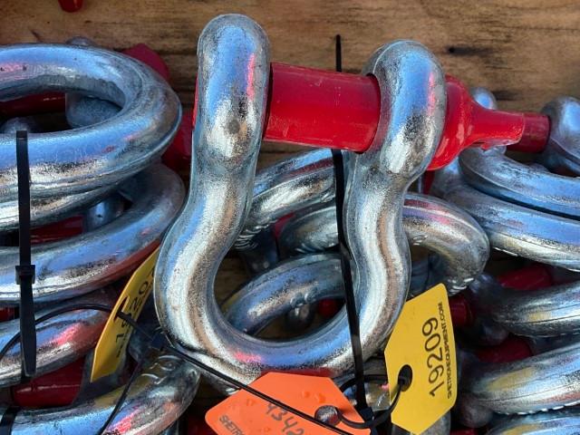 (6) 1 1/8" Anchor Shackle