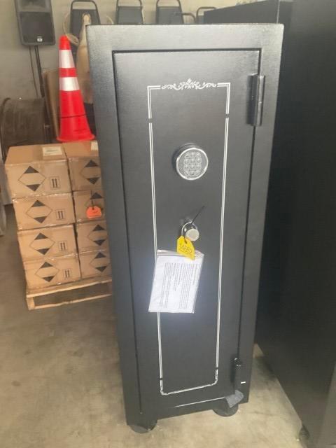 New 14 Gun Safe