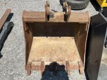 Used 29" Toothed Excavator Bucket