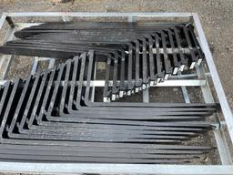 1 Set of Brand New 48" Forklift Forks (W-cE)